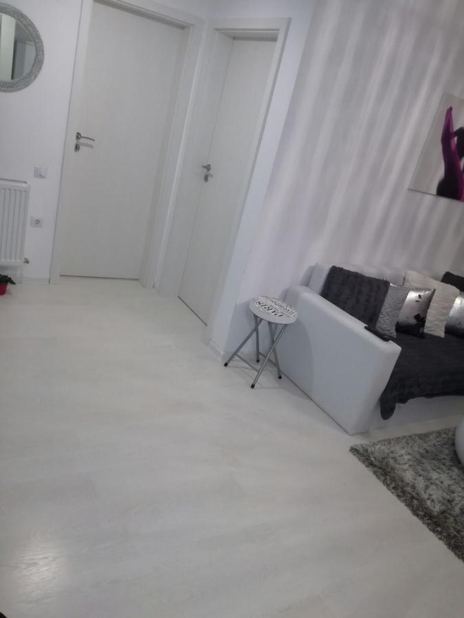 White Luxury Apartment Sibiu Exteriör bild